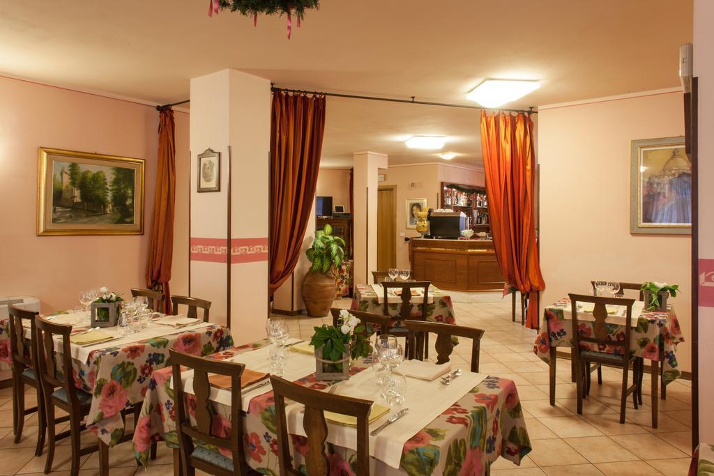 Hotel Fabbrini Abbadia San Salvator Ngoại thất bức ảnh