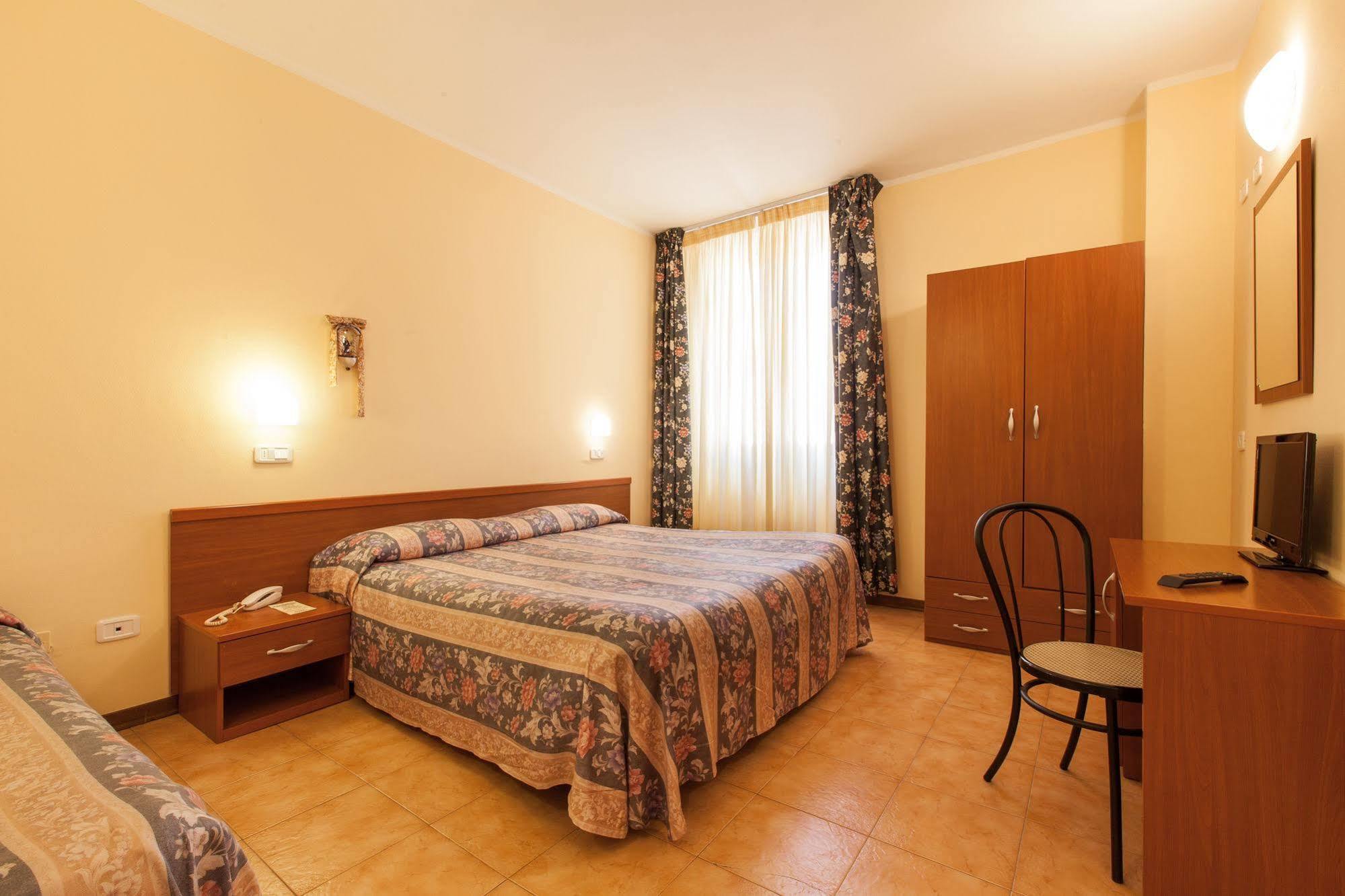 Hotel Fabbrini Abbadia San Salvator Ngoại thất bức ảnh