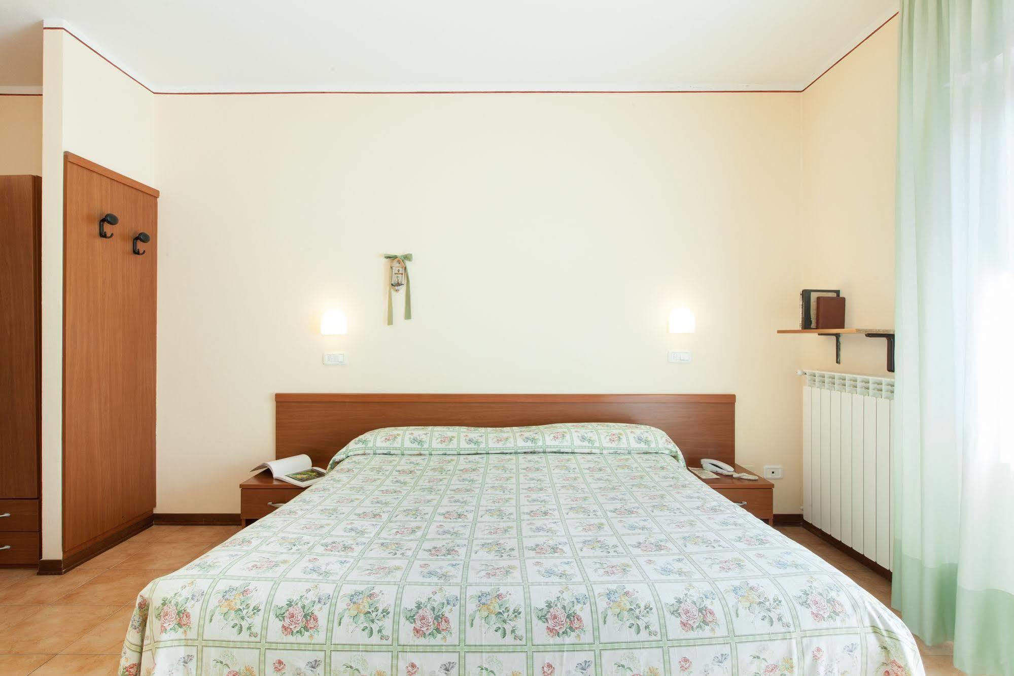 Hotel Fabbrini Abbadia San Salvator Ngoại thất bức ảnh